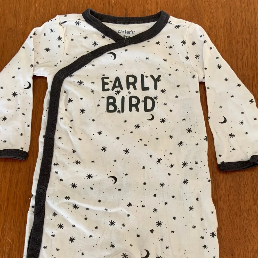 🍊5/$25 Carter's White and Charcoal Starry 'Early Bird' Footie size 9m - Picture 4 of 8